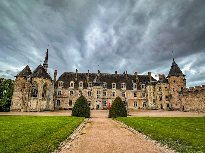 Lapalisse historique et gourmande